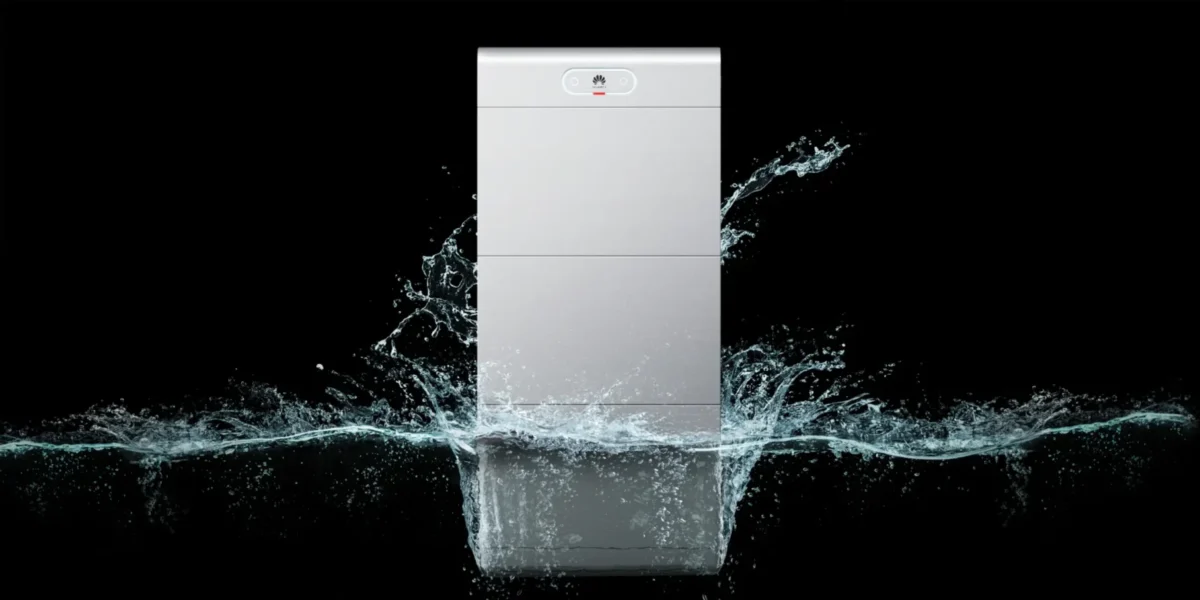 Water-resistant IP66 Huawei LUNA 2000 S1 battery in marine environment, distributed by leading solar wholesale #solarwholesale #solarshop #solardistributor #Huawei #huaweiluna #energystorage